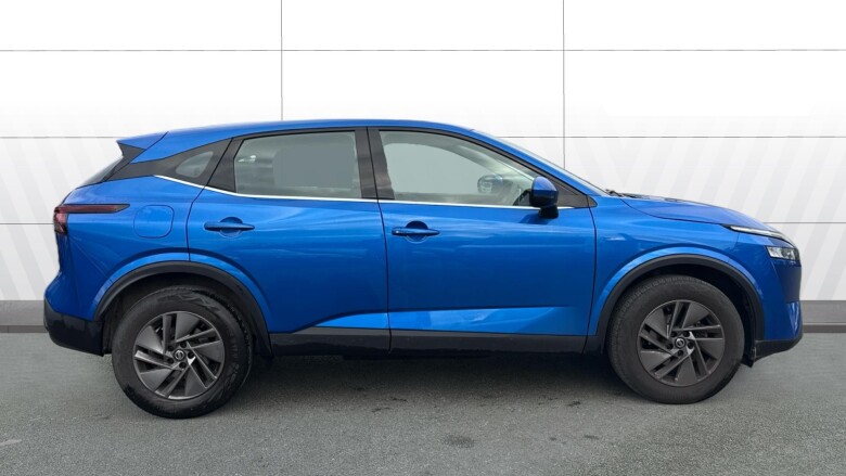 Nissan Qashqai 1.3 DiG-T MH Acenta Premium 5dr Petrol Hatchback
